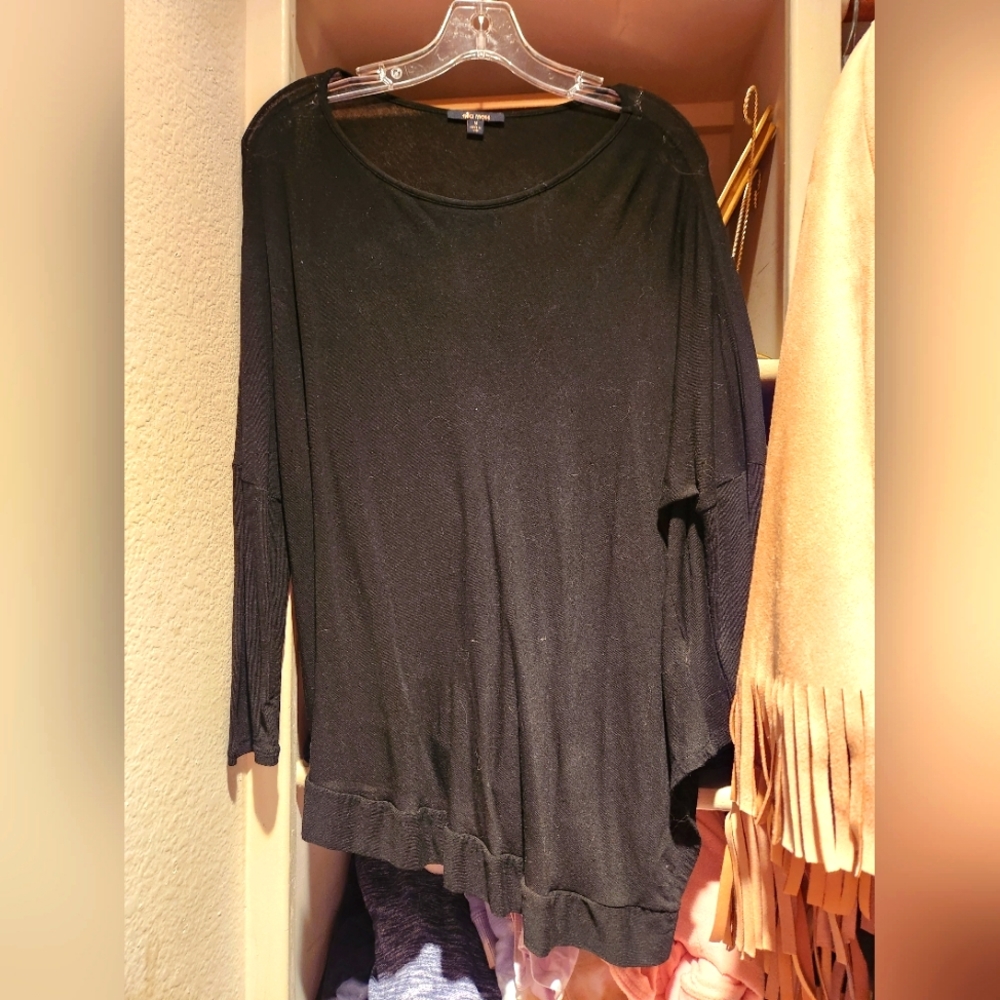 A line hem line top